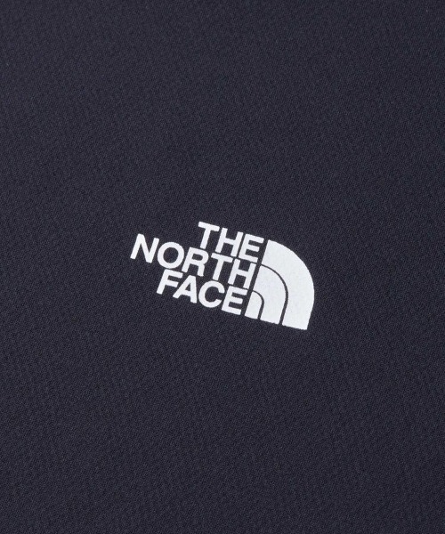 THE NORTH FACE(ザノースフェイス)の「THE NORTH FACE/ザ・ノース・フェイス L/S FL SQUARE LG T ロンT NTW82676(Tシャツ/カットソー・レディース・ホワイト/ブラック・XL/L/M/S)」の5枚目の写真