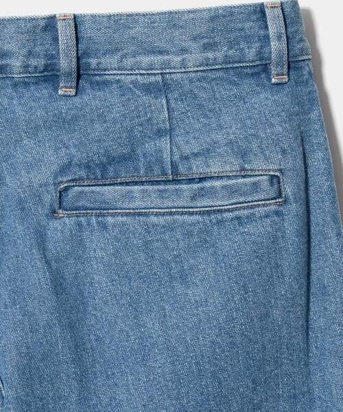 BEAUTY&YOUTH UNITED ARROWS（ビューティーアンドユースユナイテッドアローズ）の「ハイツイスト フェード デニム パンツ スタンダード NO.9（デニムパンツ・メンズ・ライトブルー・S/L/XL/M）」の13枚目の写真