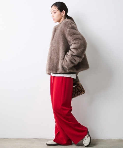 CHIC STYLE(シックスタイル)の「カラーワイドパンツ<大きいサイズ有>シックスタイル(その他パンツ・レディース・レッド/ブラック・5L/4L/3L/LL/L/M)」の10枚目の写真