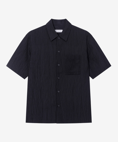 MINDBRIDGE（マインドブリッジ）の「[COUTURE]クリースオーバーサイズ半袖プリーツシャツ - 2カラー（シャツ/ブラウス・メンズ・ブラック/カーキ・95/100/105/110）」の8枚目の写真