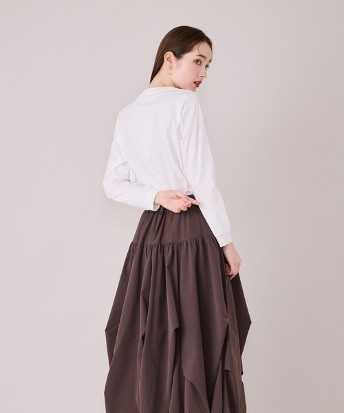 Audie a Muses(オーディアミューズ)の「刺繍加工ロングスリーブカットソー(Tシャツ/カットソー・レディース・グレー/オフホワイト・38/42)」の8枚目の写真