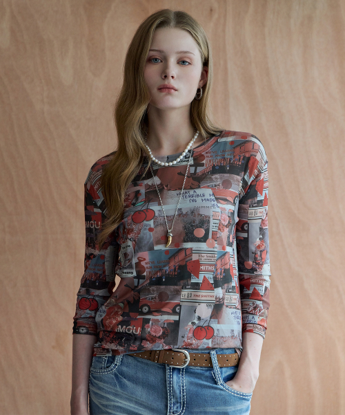 MAXZA(マージャコレクション)の「レトロコラージュプリントシースルーメッシュTシャツ(Tシャツ/カットソー・レディース・レッド・FREE)」の1枚目の写真