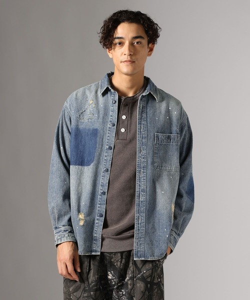 BAYFLOW(ベイフロー)の「リペアデニムシャツ(シャツ/ブラウス・メンズ・ブルー/ライトブルー・MEDIUM/LARGE)」の6枚目の写真