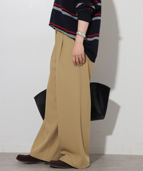 JOURNAL STANDARD relume(ジャーナルスタンダード レリューム)の「ドライカルゼタックイージーパンツ(スラックス・レディース・ブラック/ベージュ/ブラウン・38/36)」の22枚目の写真