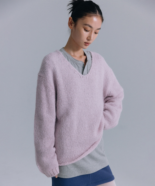 haag(ヘイグ)の「a deep V knit (pale pink)(ニット/セーター・レディース・その他・FREE)」の1枚目の写真