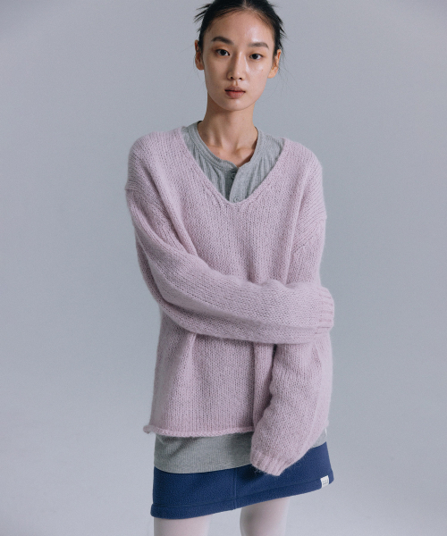 haag(ヘイグ)の「a deep V knit (pale pink)(ニット/セーター・レディース・その他・FREE)」の2枚目の写真