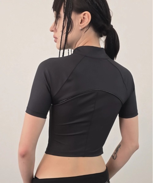 L.H.P(エルエイチピー)の「DOGMA EHKS/ドグマエークス/SPRAYED CYCLING JERSEY HALF SLEEVE TEE(Tシャツ/カットソー・レディース・ブラック・M)」の5枚目の写真