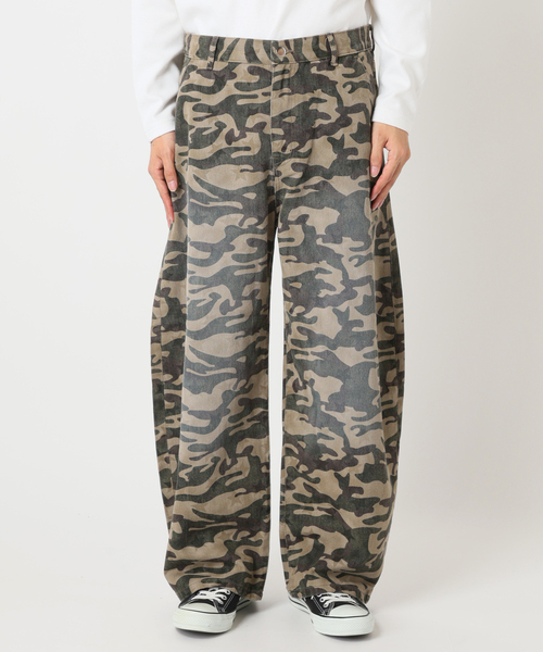 JOINT WORKS（ジョイントワークス）の「スターカモ パターン カーブパンツ / J STAR CAMO PATTERN CURVE PT（デニムパンツ・レディース・ベージュ系その他/オリーブ・LARGE/MEDIUM）」の4枚目の写真