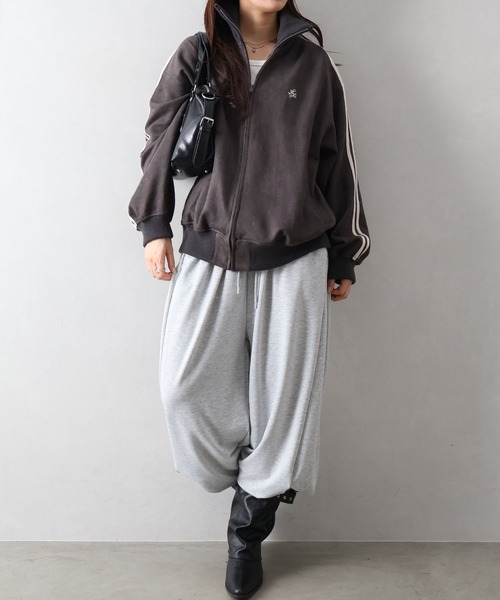 SpRay(スプレイ)の「【秋物先取り/こなれ感】スエードポンチトラックジャケット(その他アウター・レディース・ブラック系その他2/ブラウン/ピンクベージュ/ベージュ系その他/ホワイト系その他2/スミクロ・FREE)」の10枚目の写真