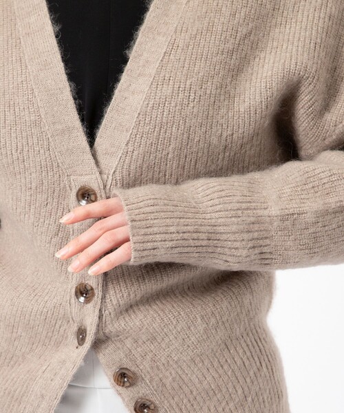 AKIRANAKA(アキラナカ)の「【AKIRANAKA/アキラナカ】Greer mohair knit cardigan/モヘアニットカーディガン(カーディガン/ボレロ・レディース・ベージュ・1)」の7枚目の写真