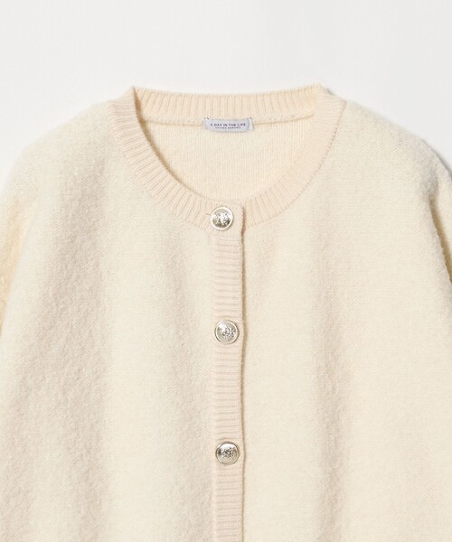 A DAY IN THE LIFE UNITED ARROWS(アデイインザライフユナイテッドアローズ)の「ループヤーン メタルボタン カーディガン <A DAY IN THE LIFE>(カーディガン/ボレロ・レディース・ダークグレー/ライム/ナチュラル/オフホワイト・FREE)」の6枚目の写真