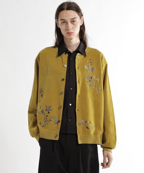 HARE(ハレ)の「フラワーシシュウクルーネックニットカーディガン(HARE)(カーディガン/ボレロ・メンズ・グリーン/イエロー/ブラック・FREE)」の3枚目の写真