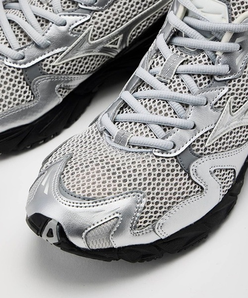 MIZUNO（ミズノ　）の「【MIZUNO/ミズノ】WAVE RIDER 10（スニーカー・メンズ・シルバー/ブラック・27.5/26.5/29/28）」の11枚目の写真