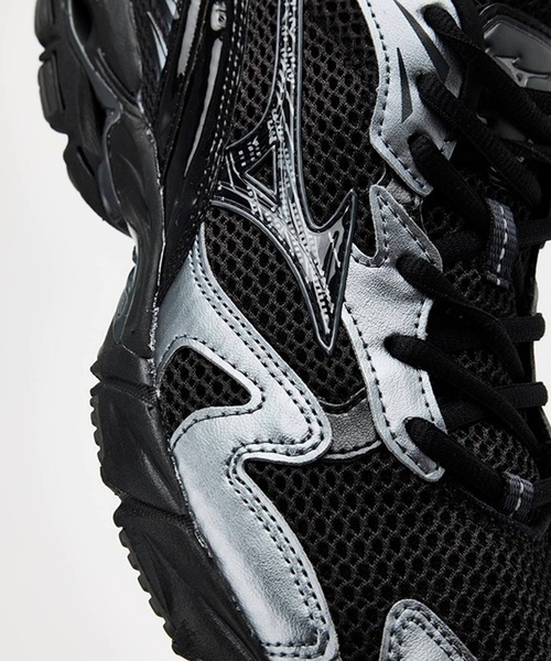 MIZUNO（ミズノ　）の「【MIZUNO/ミズノ】WAVE RIDER 10（スニーカー・メンズ・シルバー/ブラック・27.5/26.5/29/28）」の13枚目の写真