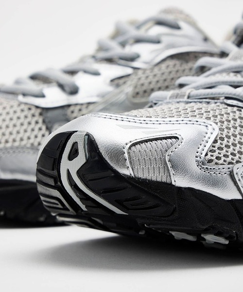 MIZUNO（ミズノ　）の「【MIZUNO/ミズノ】WAVE RIDER 10（スニーカー・メンズ・シルバー/ブラック・27.5/26.5/29/28）」の6枚目の写真