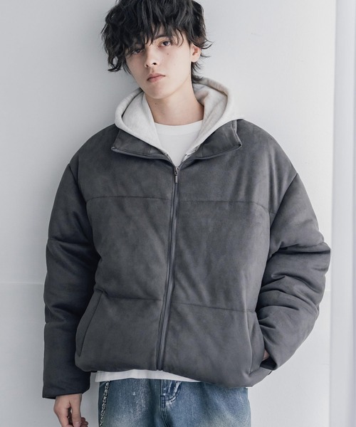 Rocky Monroe(ロッキーモンロー)の「新色追加 ダウンフェザー×機能性中綿ファイバーダウン オーバーサイズDEWSPOスエードハイブリッドジャケット(ダウンジャケット/コート・メンズ・ブラック/チャコール/グレー/ネイビー/オフホワイト/ブラック系/ブラウン/チャコールグレー・L/XL/M)」の4枚目の写真