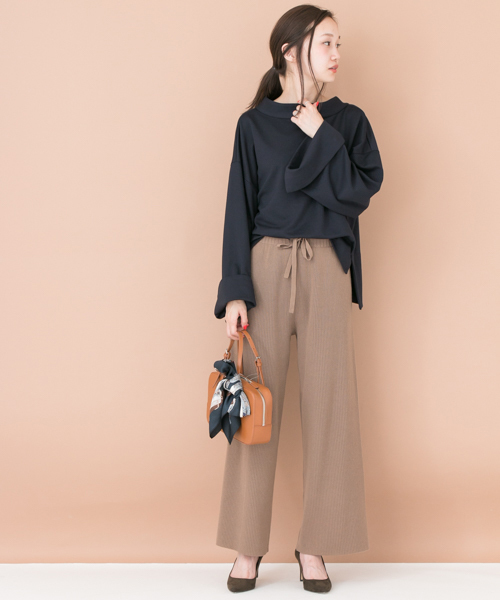 URBAN RESEARCH(アーバンリサーチ)の「UR BACKリボンワイドスリーブプルオーバー(Tシャツ/カットソー・レディース・グレー/ブラック/キャメル・FREE)」の6枚目の写真