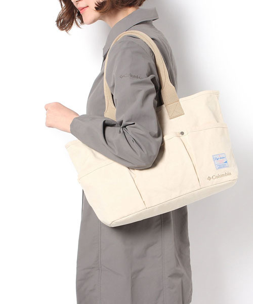 Columbia(コロンビア)の「トレジャーリザーブトート(トートバッグ・メンズ・ホワイト/カモフラージュ/カーキ・ONE SIZE)」の1枚目の写真