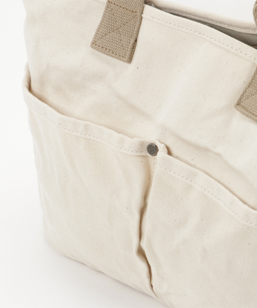 Columbia(コロンビア)の「トレジャーリザーブトート(トートバッグ・メンズ・ホワイト/カモフラージュ/カーキ・ONE SIZE)」の6枚目の写真