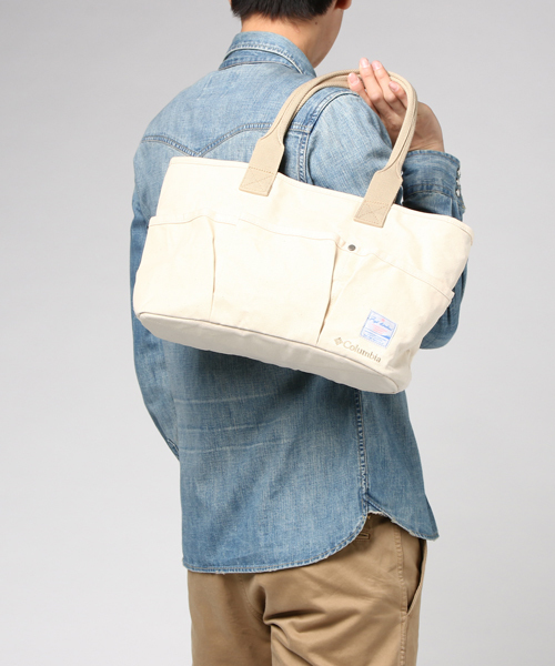 Columbia(コロンビア)の「トレジャーリザーブトート(トートバッグ・メンズ・ホワイト/カモフラージュ/カーキ・ONE SIZE)」の10枚目の写真