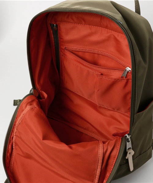 anello(アネロ)の「【anello】アネロ 高密度ナイロン風リュック (バックパック/リュック・レディース・グレー/ブラック/レッド/オリーブ/ネイビー・ONE SIZE)」の6枚目の写真