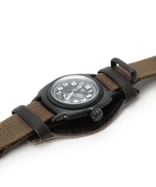 VAGUE WATCH CO.（ヴォーグウォッチカンパニー）の「【VAGUE WATCH Co.】　COUSSIN MIL CO-S-007-09-BK（アナログ腕時計・レディース・ブラック・FREE）」の4枚目の写真