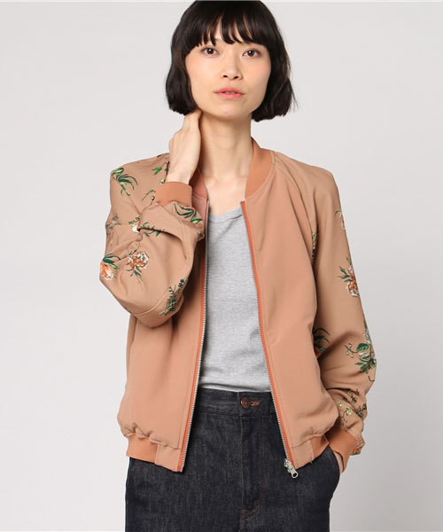 SLY（スライ）の「NIGHT FLOWER REVERSIBLE BZ（ブルゾン・レディース・ピンク系その他・1/2）」の10枚目の写真