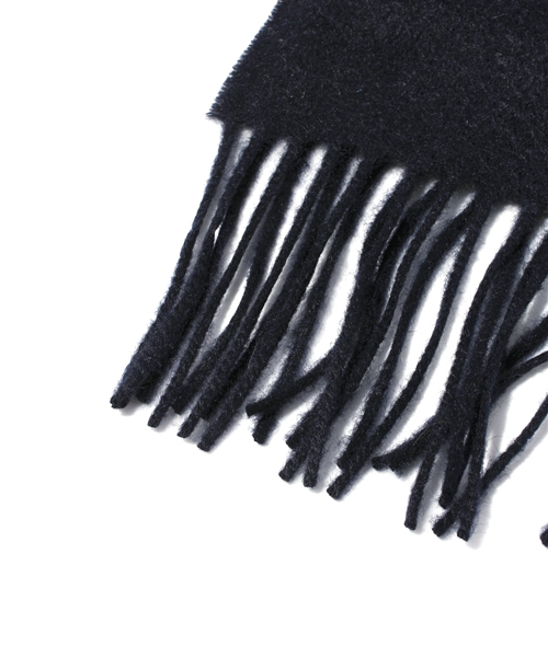 UNITED ARROWS（ユナイテッドアローズ）の「UA カシミヤマフラー◆（マフラー・メンズ・ブラック/ライトグレー/ダークグレー/ダークブラウン/ライトブルー/ネイビー/パープル・フリー）」の8枚目の写真