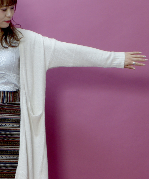 archives（アルシーヴ）の「フェザーロングトッパーカーディガン（カーディガン/ボレロ・レディース・オフホワイト/ブラック/グレー・MEDIUM）」の6枚目の写真