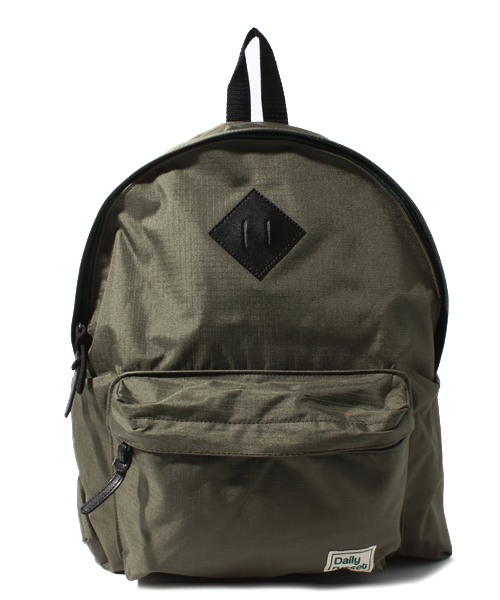 russet（ラシット）の「【Daily】ナイロンリップリュック（バックパック/リュック・レディース・ベージュ/ネイビー/レッド/グリーン・FREE）」の2枚目の写真