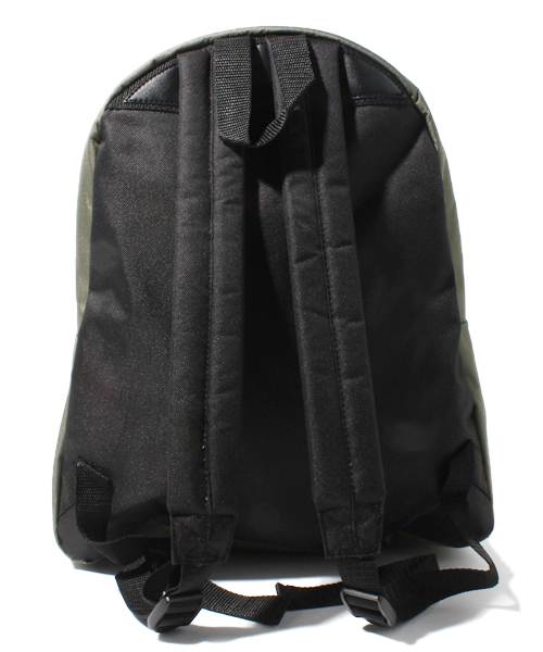 russet（ラシット）の「【Daily】ナイロンリップリュック（バックパック/リュック・レディース・ベージュ/ネイビー/レッド/グリーン・FREE）」の15枚目の写真