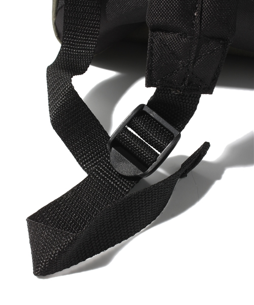 russet（ラシット）の「【Daily】ナイロンリップリュック（バックパック/リュック・レディース・ベージュ/ネイビー/レッド/グリーン・FREE）」の7枚目の写真