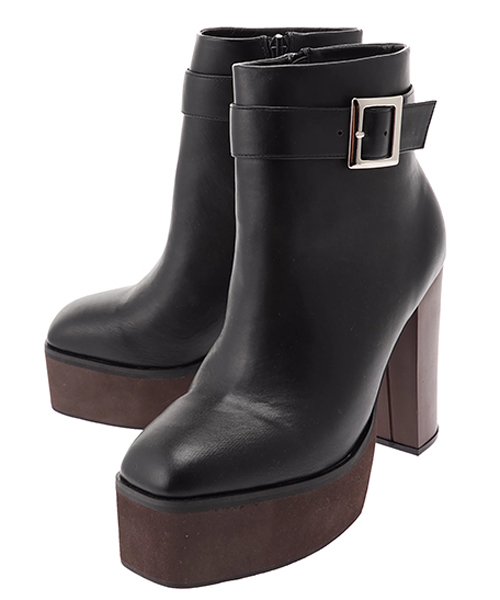 ENVYM(アンビー)の「SQUARE BELT BOOTS(ブーツ・レディース・ブラック/ブラウン・22.5㎝/23.5㎝/24.5㎝)」の2枚目の写真