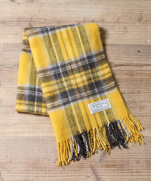 coen（コーエン）の「【『MORE』2月号掲載】フェザータッチチェックストール（マフラー）（ストール/ショール・レディース・ライトブルー/ライラック/ネイビー/イエロー/グリーン/レッド/ピンク・FREE）」の5枚目の写真