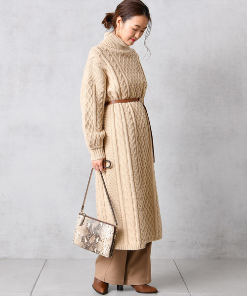 DouDou（ドゥドゥ）の「アラン柄ニットワンピース（ワンピース・レディース・ベージュ/ライトグレー・FREE）」の5枚目の写真