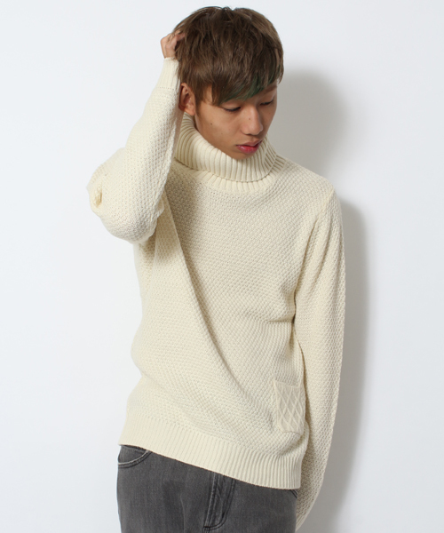WEGO（ウィゴー）の「WEGO/ポップコーンタートルネックセーター（ニット/セーター・メンズ・オフホワイト/ネイビー/レッド・MEDIUM/LARGE）」の2枚目の写真
