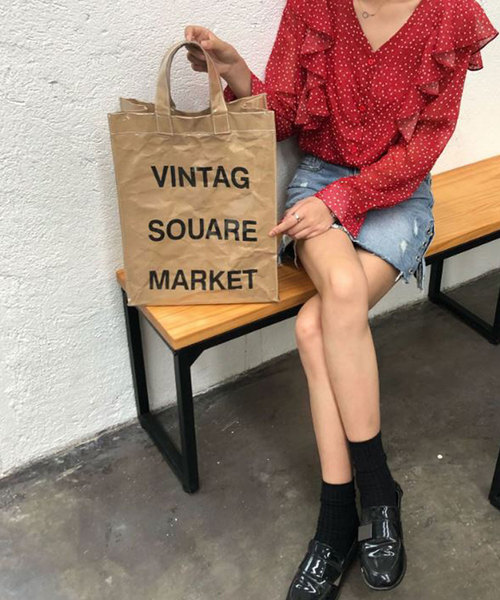 classicalelf(クラシカルエルフ)の「雨の日でも使えるマルシェバッグ (PVCトートバッグ)(トートバッグ・レディース・カーキ・ONE SIZE)」の2枚目の写真