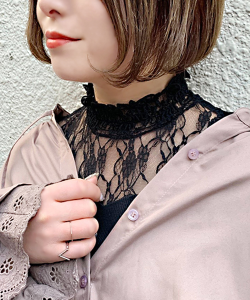 apres jour（アプレジュール）の「レースハイネックシャーリングタンク【ZOZOTOWN限定アイテム】（タンクトップ・レディース・ブラック/オフホワイト・フリー）」の6枚目の写真