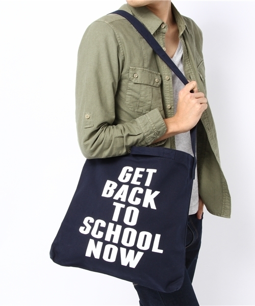 WEGO（ウィゴー）の「WEGO/スクールロゴキャンバスショルダーバッグ（ショルダーバッグ・メンズ・ホワイト/ブラック/ネイビー/レッド・FREE）」の5枚目の写真