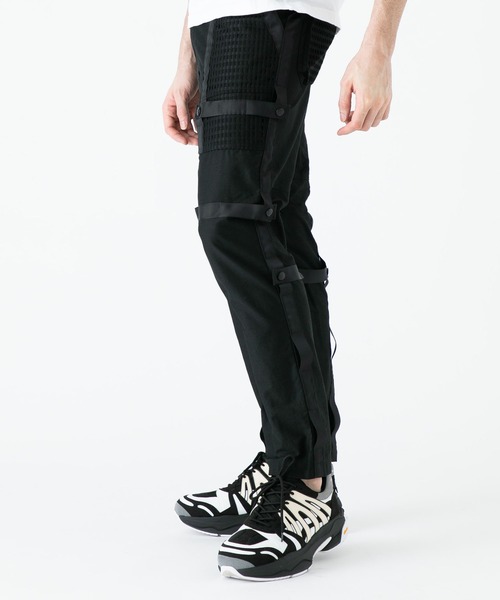 【美品】ホワイトマウンテニアリング/メッシュテープテーパードパンツ/ボンテージ WHITE MOUNTAINEERING（ホワイトマウンテニアリング）の