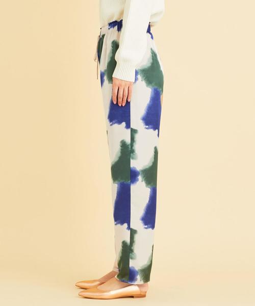 BEAUTY&YOUTH UNITED ARROWS(ビューティーアンドユースユナイテッドアローズ)の「BY∴ ハンドペイント風プリント イージーパンツ -ウォッシャブル-(その他パンツ・レディース・ナチュラル/ホワイト・MEDIUM/SMALL)」の19枚目の写真