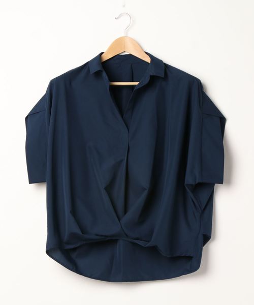 INTERPLANET（インタープラネット）の「シルキーサテン半袖タックシャツ（シャツ/ブラウス・レディース・ネイビー/オフホワイト/マスタード/レンガ・FREE）」の9枚目の写真