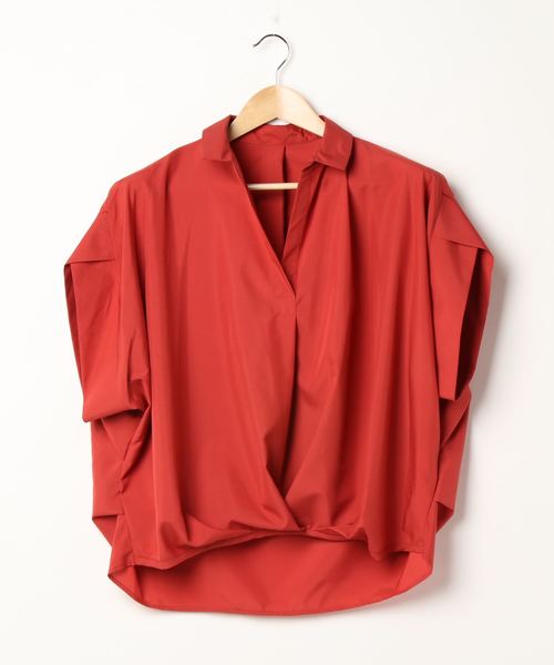 INTERPLANET（インタープラネット）の「シルキーサテン半袖タックシャツ（シャツ/ブラウス・レディース・ネイビー/オフホワイト/マスタード/レンガ・FREE）」の7枚目の写真