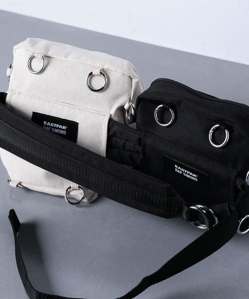 RAF SIMONS（ラフシモンズ）の「＜RAF SIMONS＞×＜EASTPAK＞ ウェスト バック（ボディバッグ/ウエストポーチ・メンズ・ブラック・FREE）」の3枚目の写真
