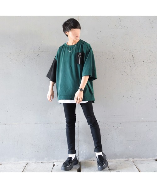 MinoriTY（マイノリティ）の「【コラボ「MinroriTY × ファッションインフルエンサー こーせ」】ツートーンリングジップポケットビッグシルエットTシャツ（Tシャツ/カットソー・メンズ・グリーン系その他/ブラック×グリーン/ブラック系その他/ブラウン系その他・L/M）」の14枚目の写真
