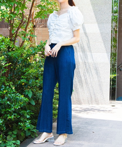 WEGO（ウィゴー）の「WEGO/パールボタンパフスリーブブラウス（シャツ/ブラウス・レディース・ホワイト・FREE）」の2枚目の写真