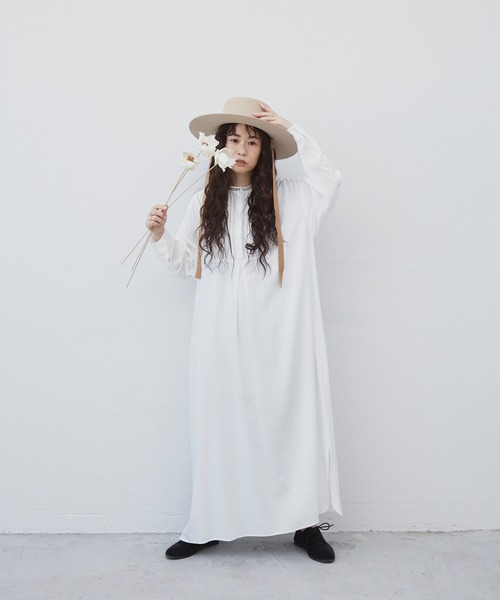 Libra Cue(リブラ キュー)の「Libra ピンタックデザインワンピース(ワンピース・レディース・ホワイト/ブラック・FREE)」の11枚目の写真