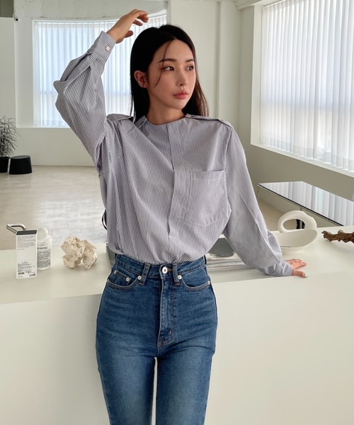 ABITOKYO（アビトーキョー）の「センタースリットサイドボタンデザインBIGシルエットブラウス（シャツ/ブラウス・レディース・グレー系その他/ブルー系その他・FREE）」の18枚目の写真