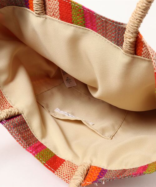 Lugnoncure（ルノンキュール）の「マダガスカルトートバッグ（トートバッグ・レディース・パープル/グリーン・ﾌﾘ-）」の6枚目の写真