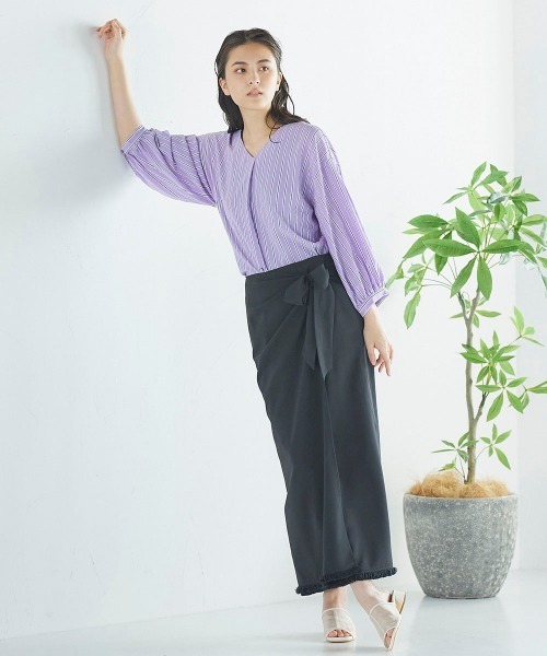 Willful by lipstar（ウィルフル バイ リップスター）の「ボリューム袖バックリボンストライプシャツ（シャツ/ブラウス・レディース・アイボリー/ダークベージュ/パープル系その他・M）」の14枚目の写真